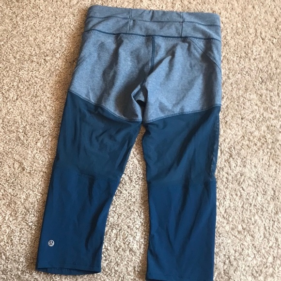 Lululemon training tough crop legging - Picture 7 of 10